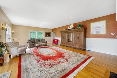 Luxurious oceanfront property on 9.4 acres with 562 ft of - photo 16