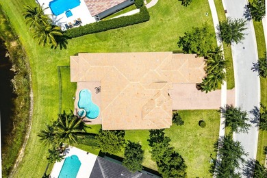Beautifully upgraded 5-bedroom Colonnade residence set on an - photo 3
