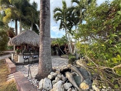 Discover a true g?m th?t r?define? luxur? and outdoor living! - photo 10
