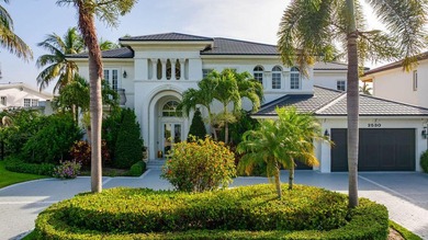 Fantastic intersecting canal views highlight this beautifully - photo 1