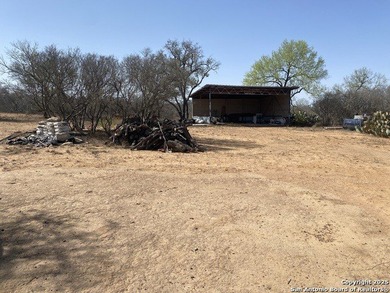 (private lake, pond, creek) Acreage For Sale in Devine Texas