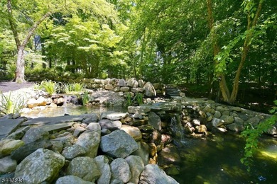Located in the sought-after High Crest Lake section of West - photo 42