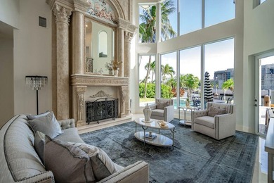 Fantastic intersecting canal views highlight this beautifully - photo 7