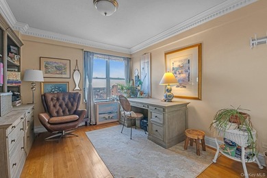 Iconic Duplex Penthouse - Panoramic Skyline Views & Expansive - photo 8