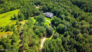 Experience the perfect blend of luxury, comfort, and country - photo 2