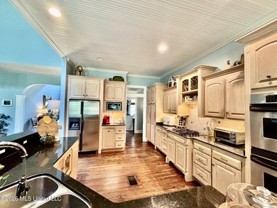 Experience the perfect blend of luxury, comfort, and country - photo 7