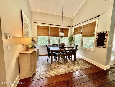 Experience the perfect blend of luxury, comfort, and country - photo 10