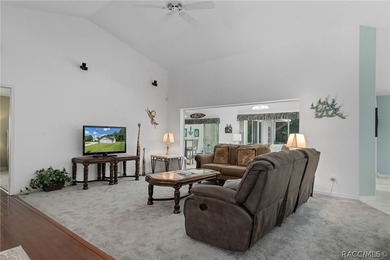 Custom 3 bedroom home with spa designed for entertaining family - photo 12