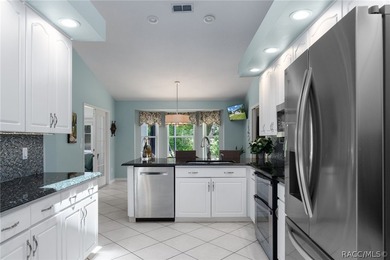 Custom 3 bedroom home with spa designed for entertaining family - photo 18