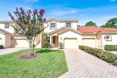 Welcome to this beautifully designed 3-bedroom + den/office - photo 1