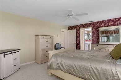 Custom 3 bedroom home with spa designed for entertaining family - photo 34