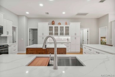 Fully renovated Southern Woods home on nearly half an acre - photo 9