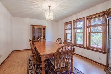 Welcome to this pristine colonial home located in Webster. There - photo 12