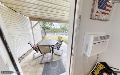 Welcome to River Mill on beautiful Lake Hamilton. This charming - photo 19