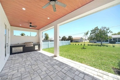 Welcome to this exceptional custom-built new construction home - photo 22