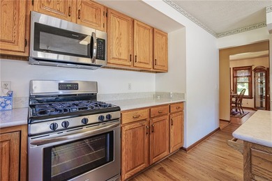 Welcome to this pristine colonial home located in Webster. There - photo 24