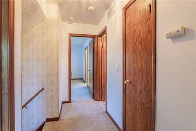 Welcome to this pristine colonial home located in Webster. There - photo 26