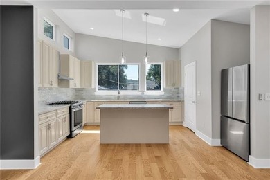Stunning NEW CONTEMPORARY style construction in GENTILLY! - photo 7