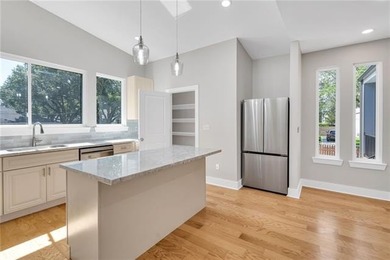 Stunning NEW CONTEMPORARY style construction in GENTILLY! - photo 10