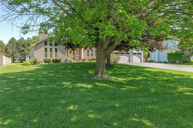 Welcome to this pristine colonial home located in Webster. There - photo 49