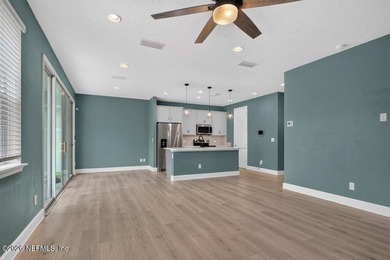Welcome home to this charming two-story, 3-bedroom, 2.5-bath - photo 8
