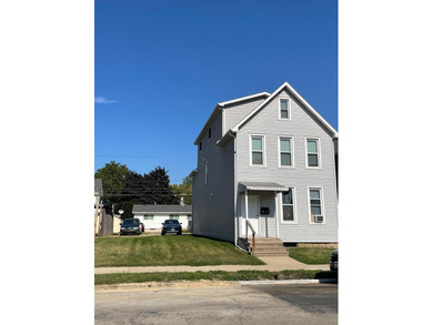 Mississippi River  - Clayton County Townhome/Townhouse For Sale in Dubuque Iowa