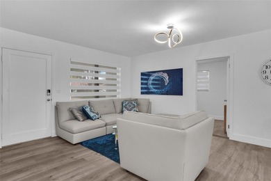 WELCOME TO THIS STUNNING HOME IN HOLLYWOOD HILLS, TOYALLY - photo 7