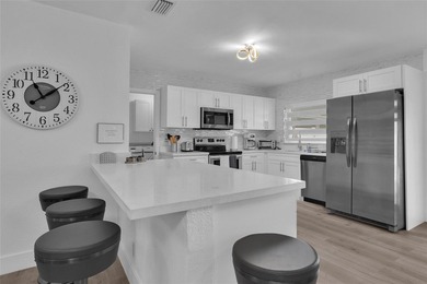 WELCOME TO THIS STUNNING HOME IN HOLLYWOOD HILLS, TOYALLY - photo 9