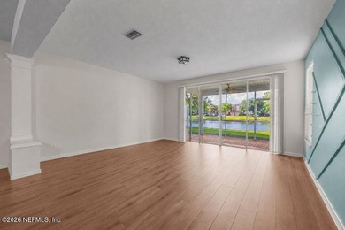 Wonderful Bright and Airy End Unit Townhouse located in the - photo 11