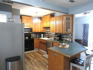 MOTIVATED SELLER -CHARMING COUNTRY PROPERTY ON APPROX. 10 ACRES - photo 14