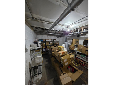 Tremendous opportunity to purchase a fully equipped and income - photo 15