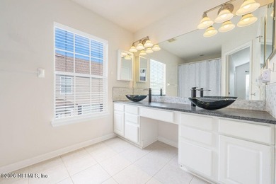 Wonderful Bright and Airy End Unit Townhouse located in the - photo 15