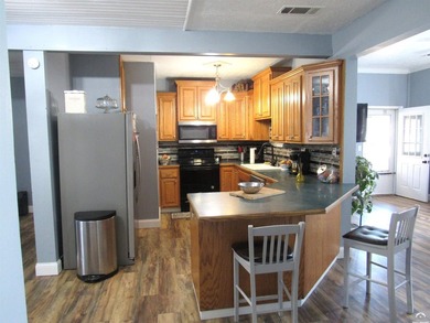 MOTIVATED SELLER -CHARMING COUNTRY PROPERTY ON APPROX. 10 ACRES - photo 16