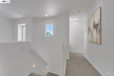 Tucked into one of San Ramon's most picturesque pockets, this - photo 20
