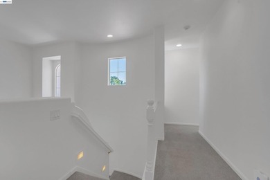 Tucked into one of San Ramon's most picturesque pockets, this - photo 21