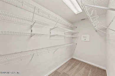 Wonderful Bright and Airy End Unit Townhouse located in the - photo 29