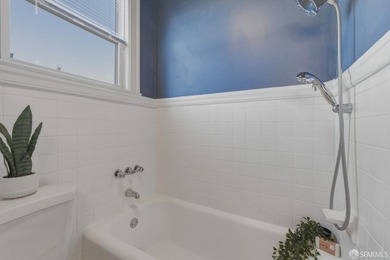 Welcome home to this Sunnyside gem with sweeping city views! - photo 29