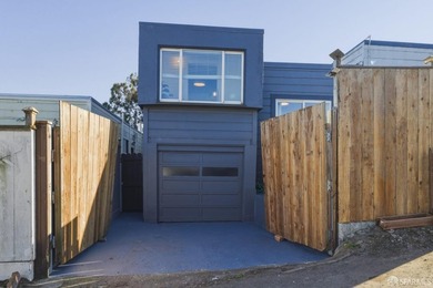Welcome home to this Sunnyside gem with sweeping city views! - photo 38