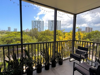 Call this cozy apartment home in a great Aventura location - photo 1