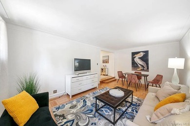 A generously sized 800 sqft one-bedroom apartment in - photo 1