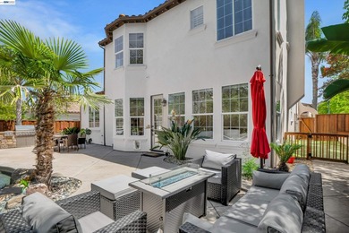 Tucked into one of San Ramon's most picturesque pockets, this - photo 45