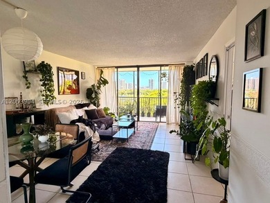 Call this cozy apartment home in a great Aventura location - photo 8