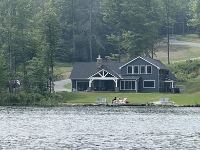 Duck Harbor Pond Home For Sale in Equinunk Pennsylvania