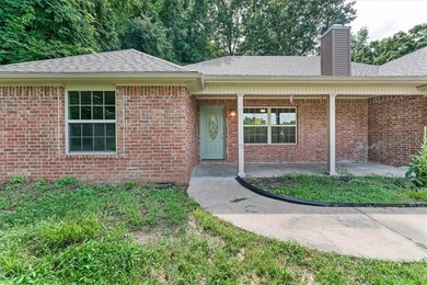 Looking for a house near the lake? Enjoy your view of the lake - photo 4