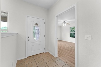 Looking for a house near the lake? Enjoy your view of the lake - photo 5