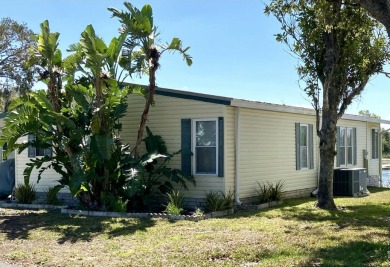 Lake Home For Sale in Leesburg, Florida