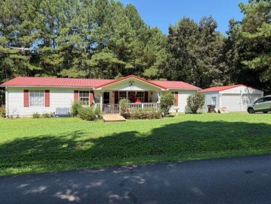 (private lake, pond, creek) Home Sale Pending in Cleveland Tennessee