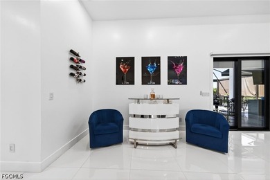 Welcome to this stunning modern luxury waterfront home featuring - photo 12