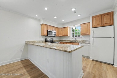 Enjoy coastal living in this beautifully updated first-floor - photo 7