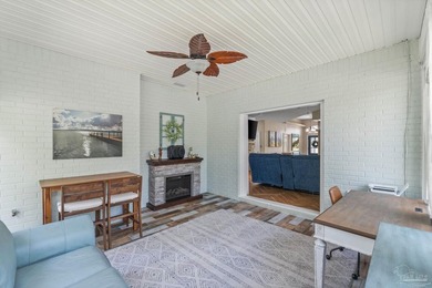 Welcome to this beautifully maintained solid brick home - photo 34